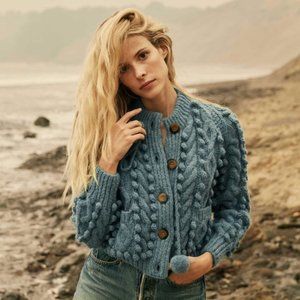 Doen Pomme Monaco Size Medium Blue Sweater